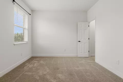 Bedroom - 503 Tournament Ln, Freeport, FL 32439 photo 6 of 7