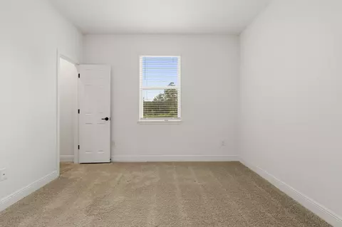 Bedroom - 503 Tournament Ln, Freeport, FL 32439 photo 4 of 7