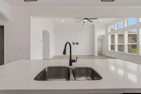 Kitchen - 503 Tournament Ln, Freeport, FL 32439 photo 6 of 6