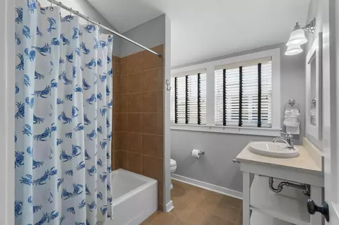 Bath - 260 Salt Box Ln, Watersound, FL 32461 photo 4 of 5