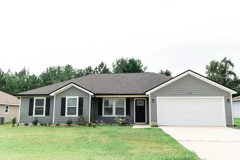 4169 Green Meadows Trl, Marianna, FL 32446