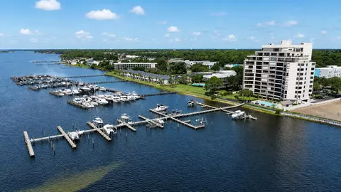 200 SW Miracle Strip Pkwy #302, Fort Walton Beach, FL 32548