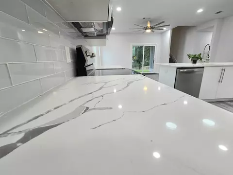 Kitchen - 4446 Antioch Rd, Crestview, FL 32536 photo 5 of 9