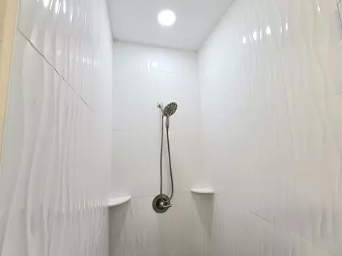 Bath - 4446 Antioch Rd, Crestview, FL 32536 photo 6 of 12