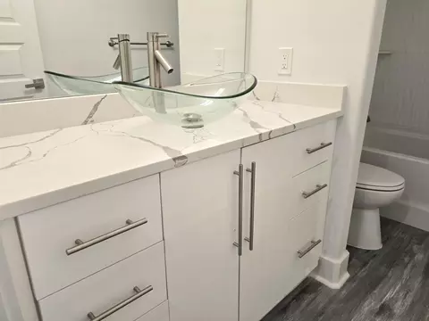 Bath - 4446 Antioch Rd, Crestview, FL 32536 photo 2 of 12