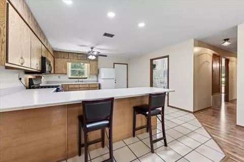 Kitchen - 4568 Yellow Bluff Rd, Crestview, FL 32539 photo 1 of 7