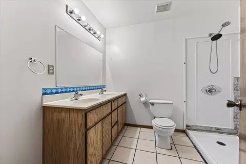 Bath - 4568 Yellow Bluff Rd, Crestview, FL 32539 photo 6 of 6