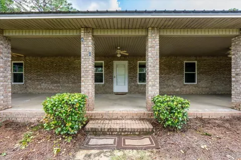 Exterior - 4568 Yellow Bluff Rd, Crestview, FL 32539 photo 2 of 20