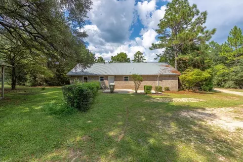 Exterior - 4568 Yellow Bluff Rd, Crestview, FL 32539 photo 9 of 20
