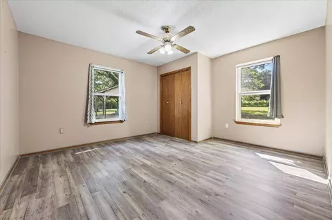 Bedroom - 4568 Yellow Bluff Rd, Crestview, FL 32539 photo 4 of 10