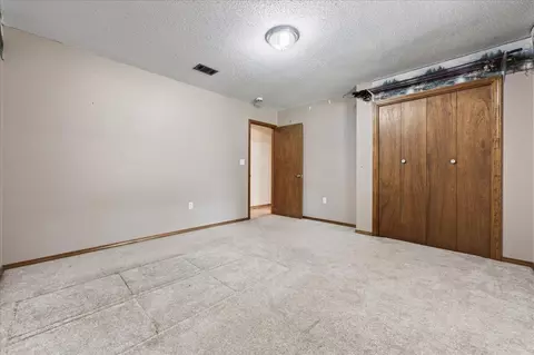 Bedroom - 4568 Yellow Bluff Rd, Crestview, FL 32539 photo 1 of 10