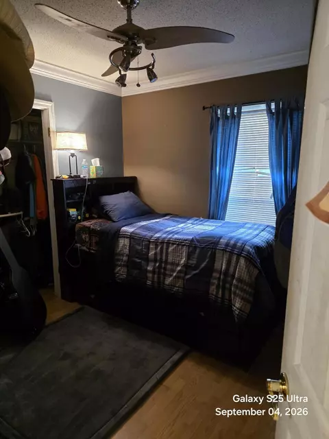 Bedroom - 3080 Oak St, Crestview, FL 32539 photo 2 of 2