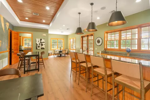 Dining - 33 Caymus Cv, Freeport, FL 32439 photo 3 of 3