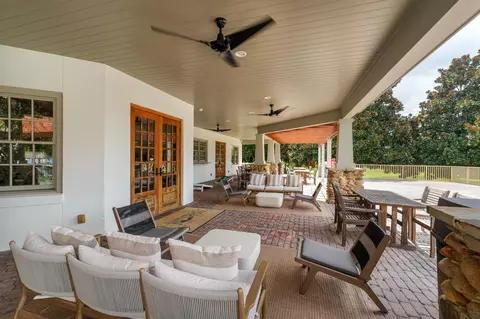 Exterior - 33 Caymus Cv, Freeport, FL 32439 photo 11 of 11