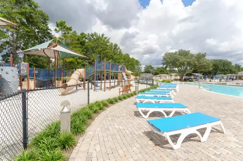 Exterior - 33 Caymus Cv, Freeport, FL 32439 photo 9 of 11