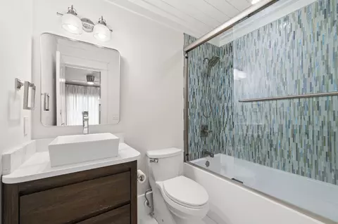 Bath - 109 Durango Rd, Destin, FL 32541 photo 3 of 4