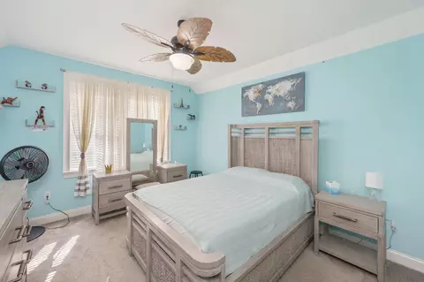 Bedroom - 19 Lanman Rd, Niceville, FL 32578 photo 5 of 6