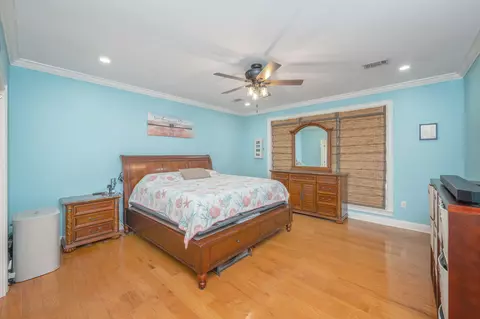 Bedroom - 19 Lanman Rd, Niceville, FL 32578 photo 1 of 6