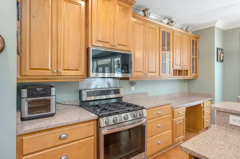 Kitchen - 19 Lanman Rd, Niceville, FL 32578 photo 1 of 2