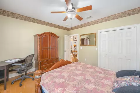 Bedroom - 19 Lanman Rd, Niceville, FL 32578 photo 4 of 6