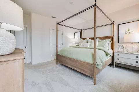 Bedroom - 60 Old Bridge Rd #HS D2, Freeport, FL 32439 photo 4 of 5