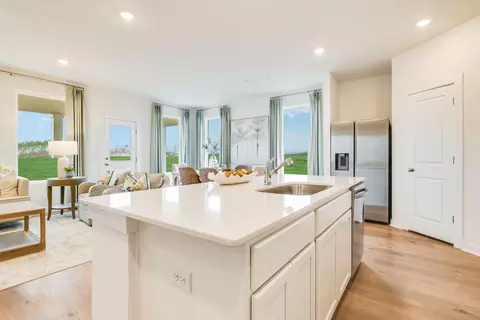 Kitchen - 60 Old Bridge Rd #HS D2, Freeport, FL 32439 photo 5 of 5