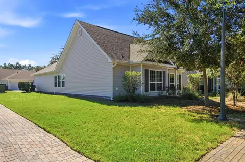 Exterior - 209 Nelly St, Freeport, FL 32439 photo 6 of 15