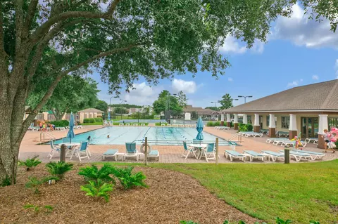 Exterior - 209 Nelly St, Freeport, FL 32439 photo 9 of 15