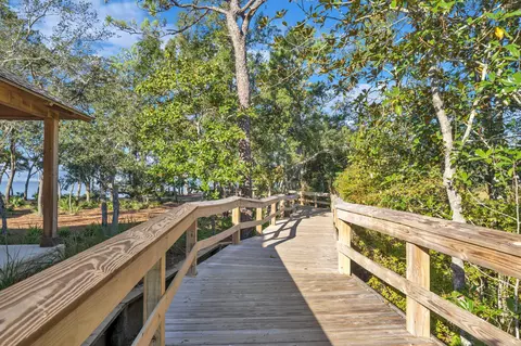 View/Area - 209 Nelly St, Freeport, FL 32439 photo 2 of 9