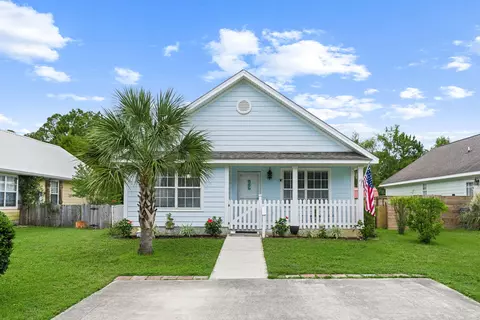 19 N 3rd St, Santa Rosa Beach, FL 32459