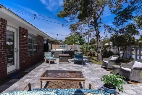 Exterior - 307 Sandy Cay Dr, Miramar Beach, FL 32550 photo 4 of 6