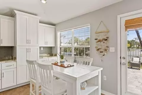 Kitchen - 307 Sandy Cay Dr, Miramar Beach, FL 32550 photo 5 of 7