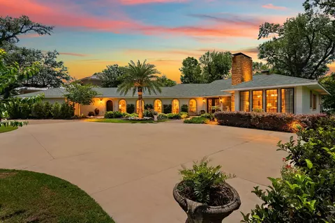 518 Bunkers Cove Rd, Panama City, FL 32401