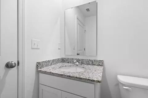 Bath - 4135 Aquarius Dr, Chipley, FL 32428 photo 3 of 3