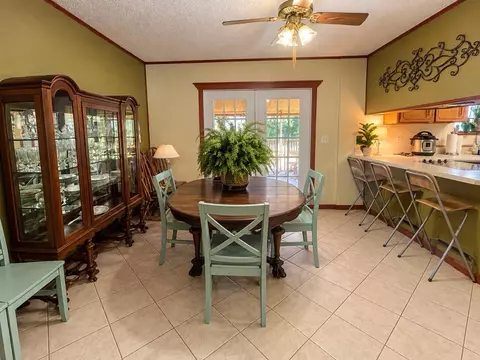 Dining - 303 Pontevedra Ln, Niceville, FL 32578 photo 1 of 1