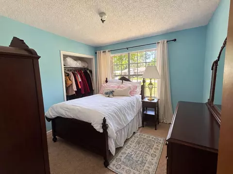 Bedroom - 303 Pontevedra Ln, Niceville, FL 32578 photo 4 of 5