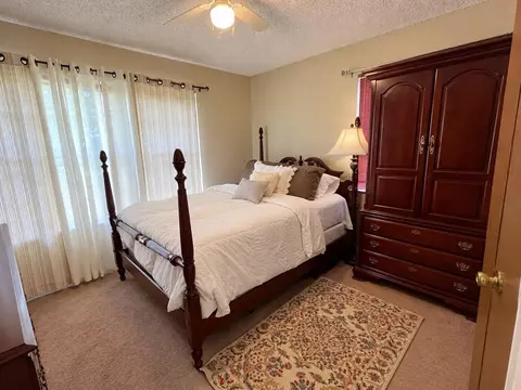 Bedroom - 303 Pontevedra Ln, Niceville, FL 32578 photo 3 of 5