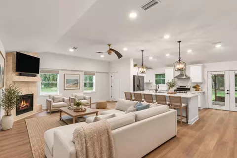 Living - 362 Red Barn Rd, Freeport, FL 32439 photo 1 of 3