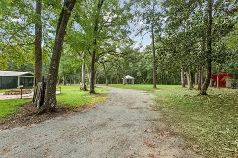 Exterior - 362 Red Barn Rd, Freeport, FL 32439 photo 6 of 32