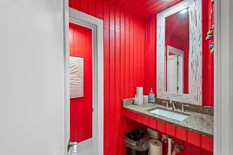 Bath - 362 Red Barn Rd, Freeport, FL 32439 photo 1 of 5