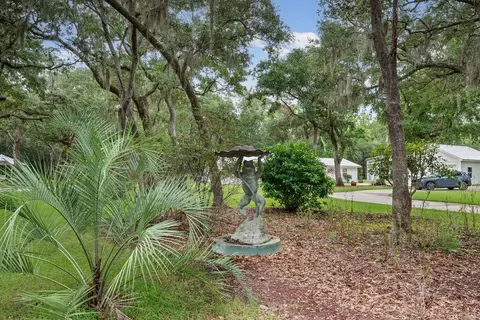 Exterior - 362 Red Barn Rd, Freeport, FL 32439 photo 31 of 32