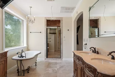 Bath - 5698 Old Bethel Rd, Crestview, FL 32536 photo 6 of 12