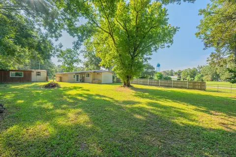 Exterior - 1345 18th St, Baker, FL 32531 photo 6 of 7