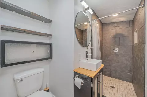 Bath - 1345 18th St, Baker, FL 32531 photo 5 of 8