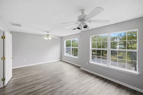 Living - 171 Swaying Pine Ct, Crestview, FL 32539 photo 8 of 9