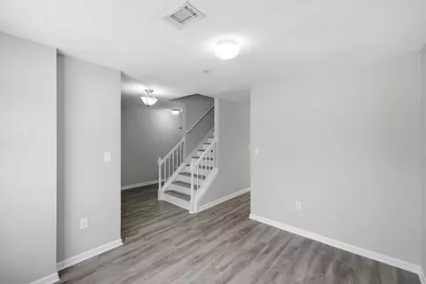 Living - 171 Swaying Pine Ct, Crestview, FL 32539 photo 3 of 9