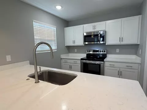 4882 Kensington Ln, Crestview, FL 32539