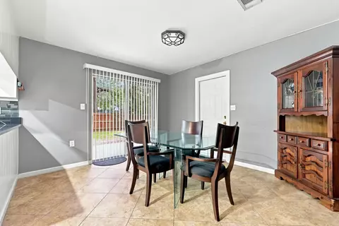 Dining - 53 Junior Dr, Shalimar, FL 32579 photo 1 of 2