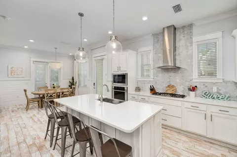 Kitchen - 111 E Pine Lands Loop UNIT B, Inlet Beach, FL 32461 photo 3 of 3