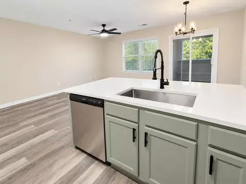 Kitchen - 290 Swaying Pine Ct, Crestview, FL 32539 photo 2 of 2